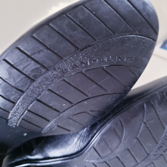 Bandolino Clovis Leather Laced Booties - Black size 8 M - Picture 7 of 12